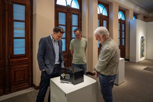 Alexandre Frangioni exhibition BDRE Levarei saudades da Aurora, Curitiba, Brazil